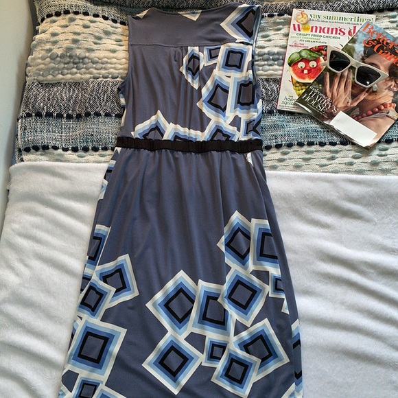 New York and Company Stretch-Jersey Midi Dress -Small - Picture 5 of 5